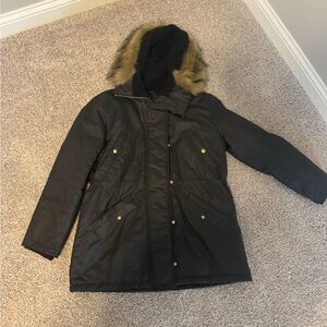 Women's Black Parka with Faux Fur Trim size large good condition